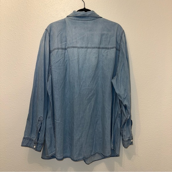 Torrid Taylor Long Sleeve Shirt. - Picture 6 of 7